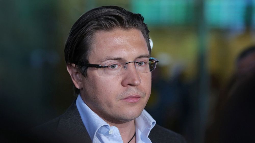Интервью адвоката А.Карабанова в аэропорту Внуково