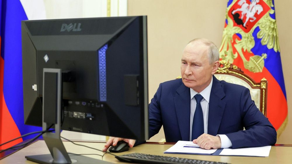 Президент Владимир Путин проголосовал на выборах депутатов в Госдуму РФ