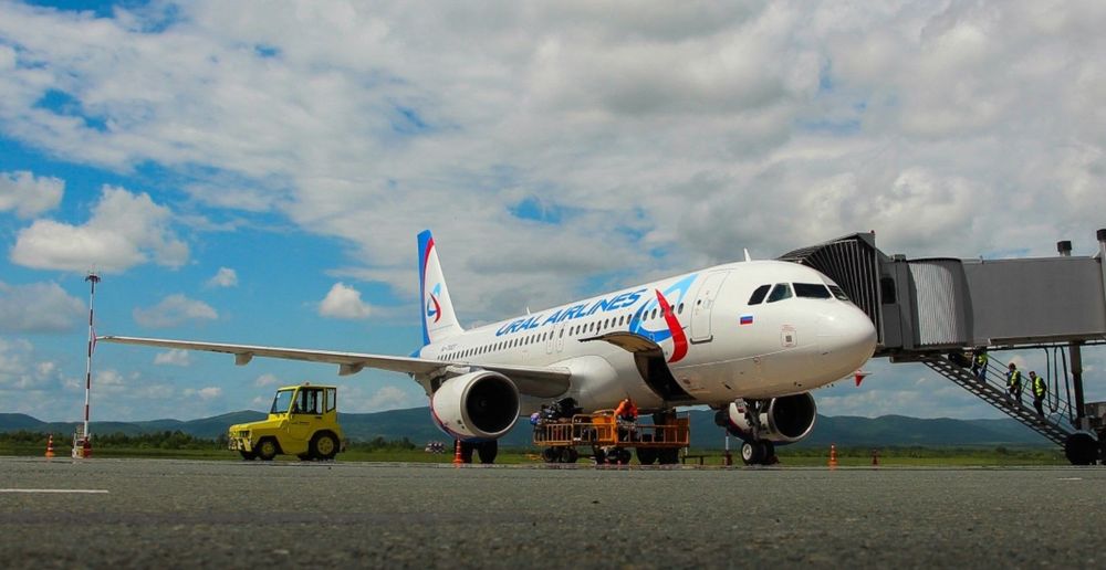 самолет уральские авиалинии ural airlines