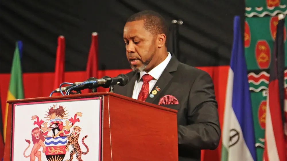 Saulos_Klaus_Chilima,_vice_president_of_Malawi_speaks_during_the_African_Land_Forces_Summit_2017