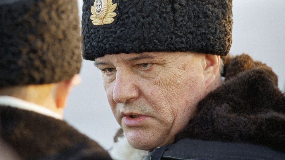 Флагман Северного флота крейсер "Петр Великий" отстранен от боевой учебы в море