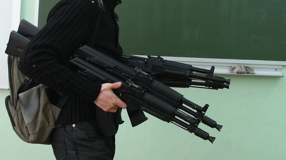 Занятия по общей военной подготовке в школе