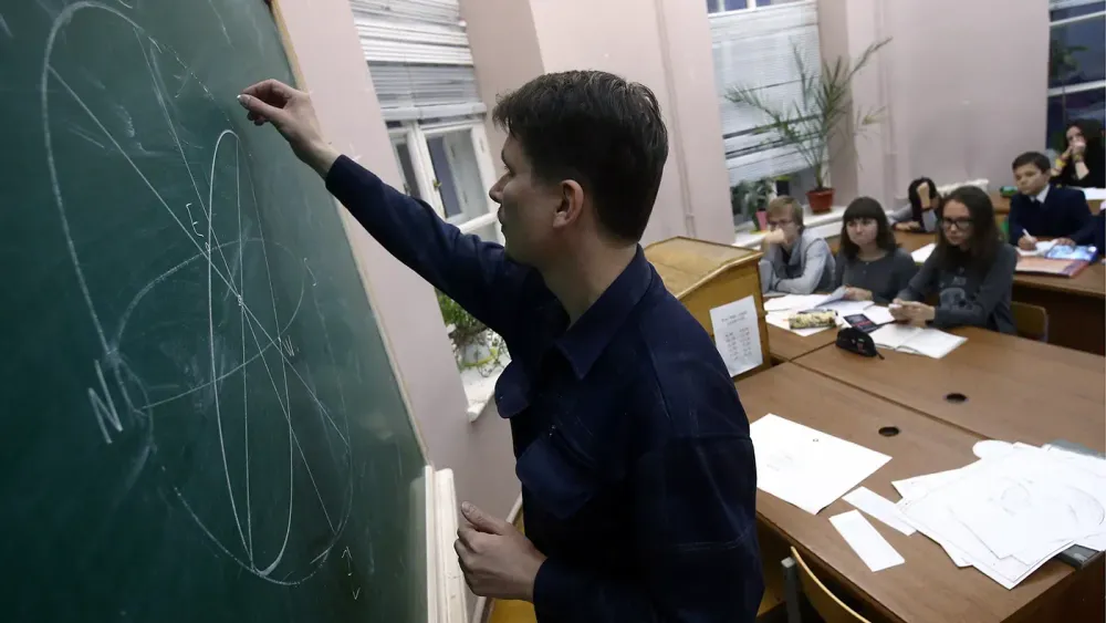 TASS_18033244