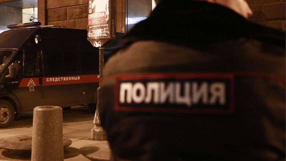 Explosion rips through St Petersburg Underground train