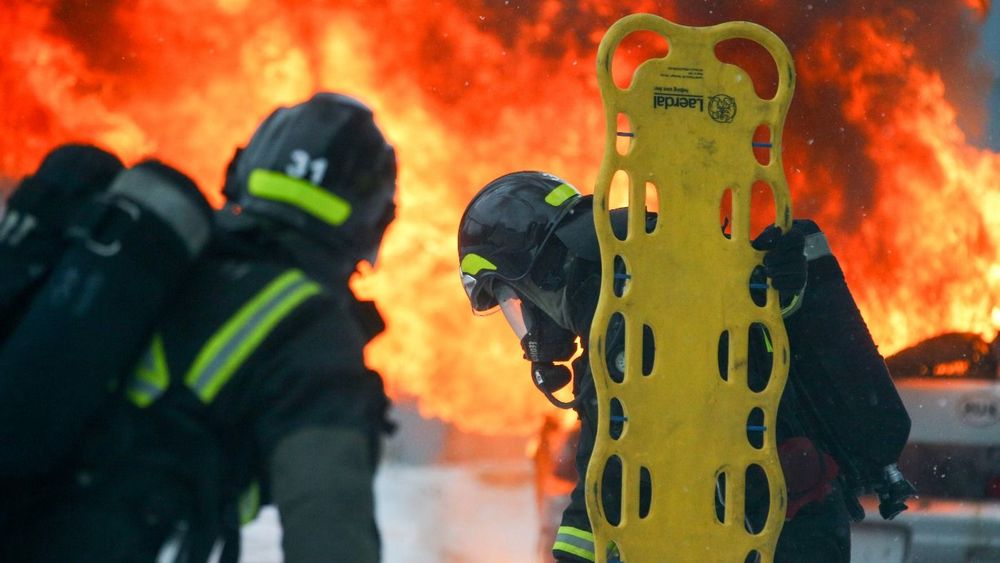 Russian Emergency Situations Ministry holds exercises ahead of 2018 FIFA World Cup in Moscow