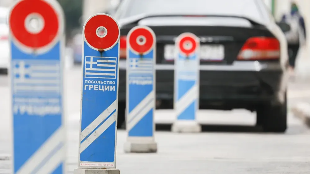 Россия включила еще пять стран в список «недружественных»