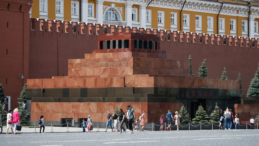 Lenin's Mausoleum opens for public in Moscow
