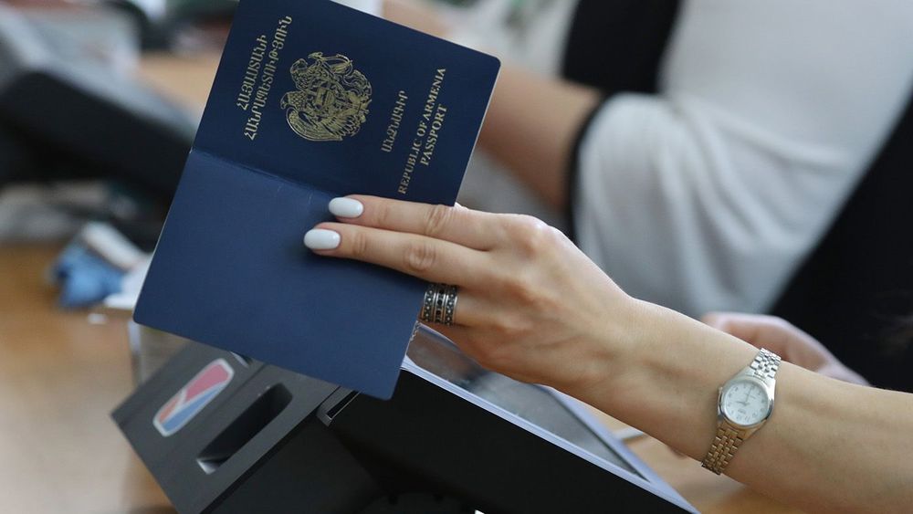 Armenian voters go to polls in early parliamentary election