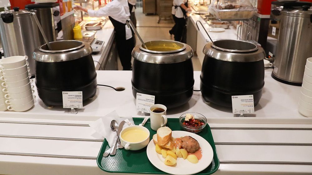 Meals in Moscow schools