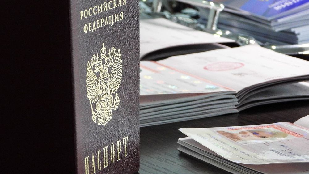 First Russian passports handed to local residents in Melitopol, Ukraine