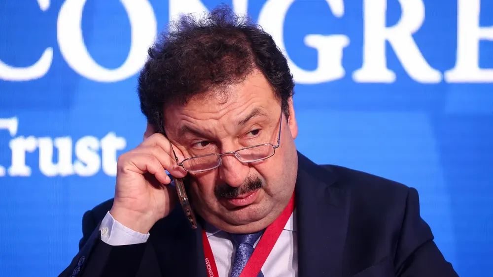 Силовики задержали ректора РАНХиГС Владимира Мау по делу о мошенничестве