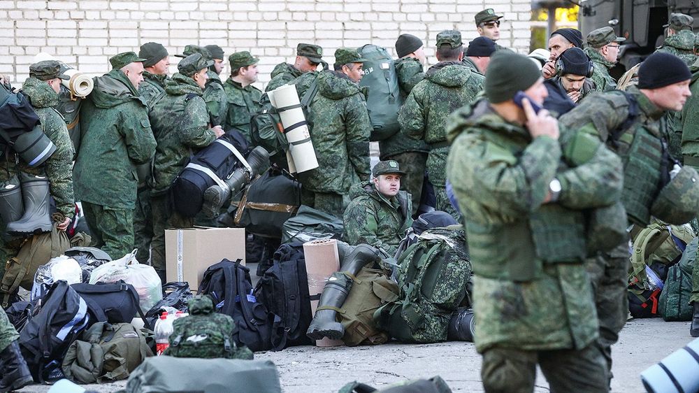 Mobilised Russian Army reservists depart from Moscow Region for joint military drills