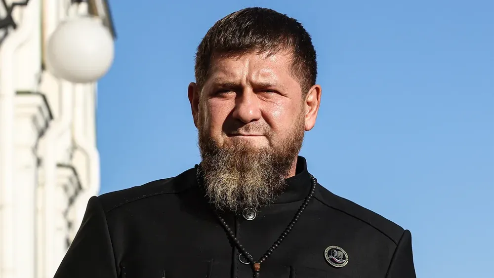 "Дам пистолет — застрелишься?" Кадыров поговорил с пленными солдатами ВСУ
