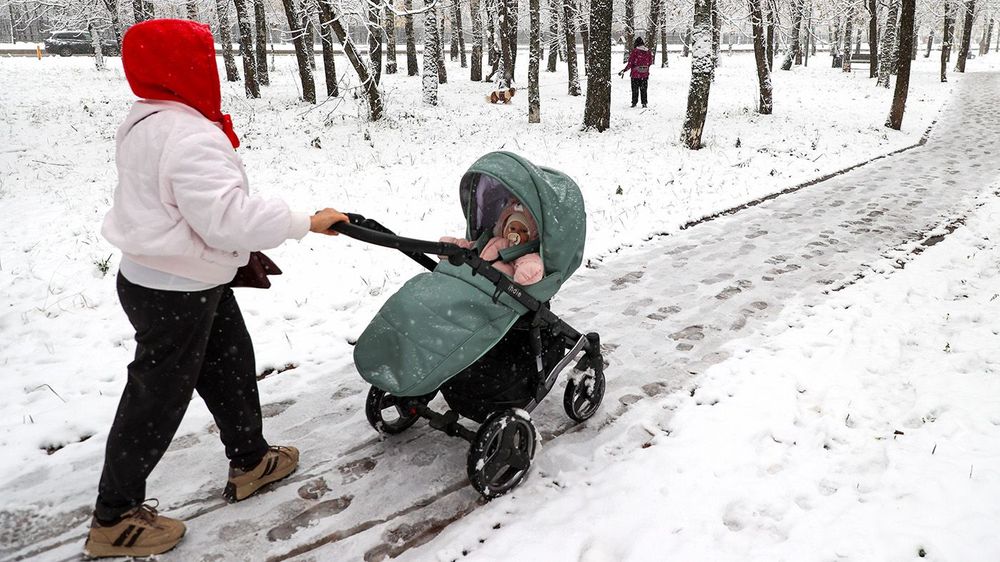 Snowy weather in Moscow