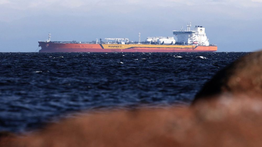Russian maritime transportation of hydrocarbons