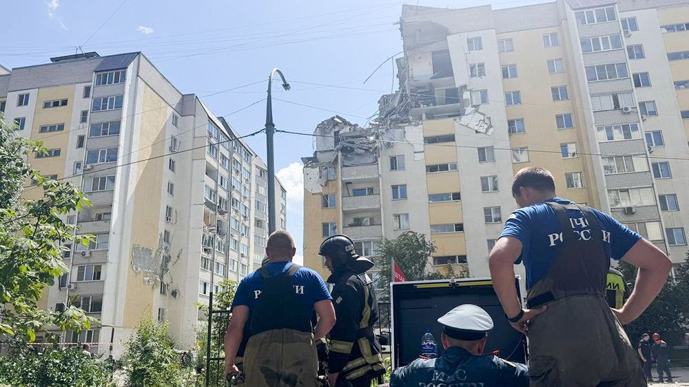 Apartment block hit by explosion in Saratov, Russia