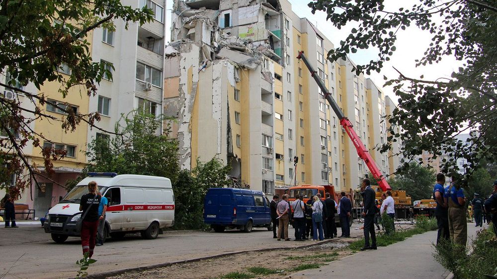 Apartment block hit by explosion in Saratov, Russia