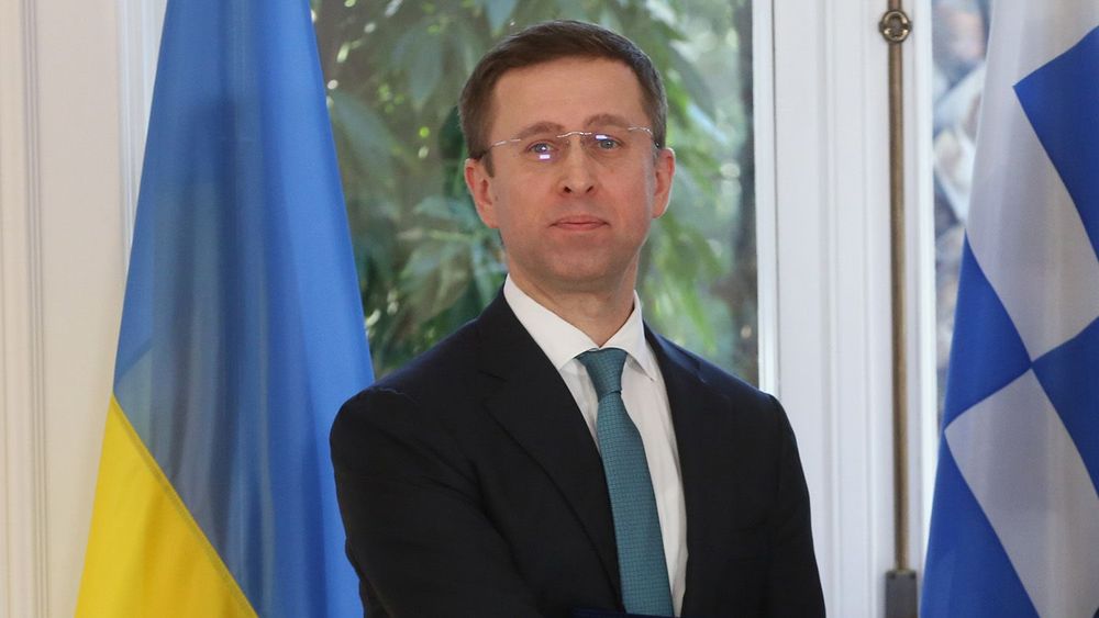 Ukrainian President Volodymyr Zelensky visits Athens