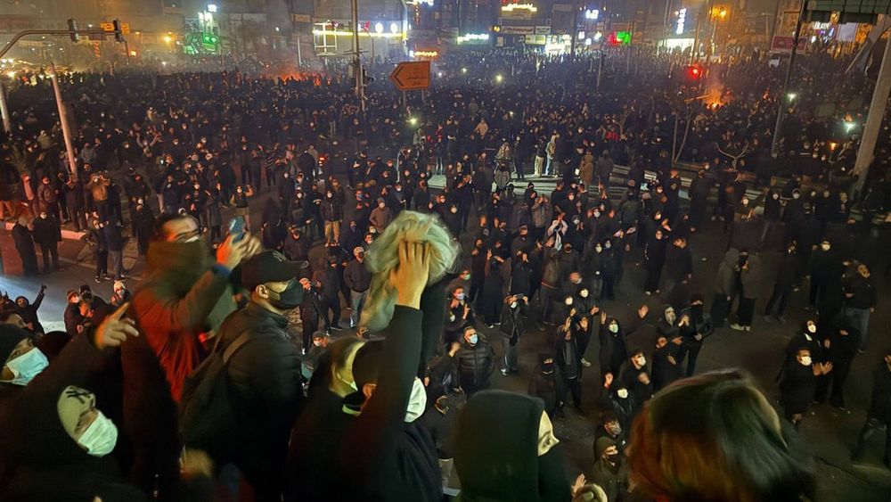 Массовые протесты продолжаются в Иране