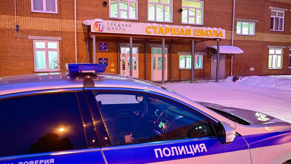 Eighth-grade girl attacks her school in Krasnoyarsk, Russia