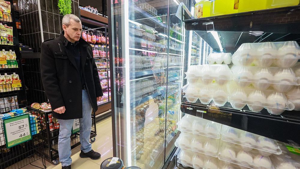 Yabloko supermarket in Sevastopol, Russia