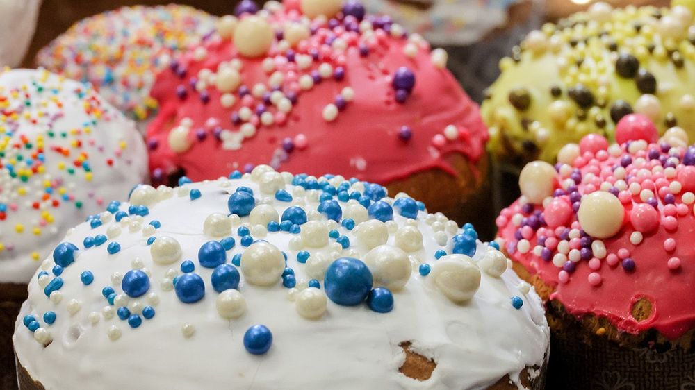 Blessing Easter cakes in Simferopol