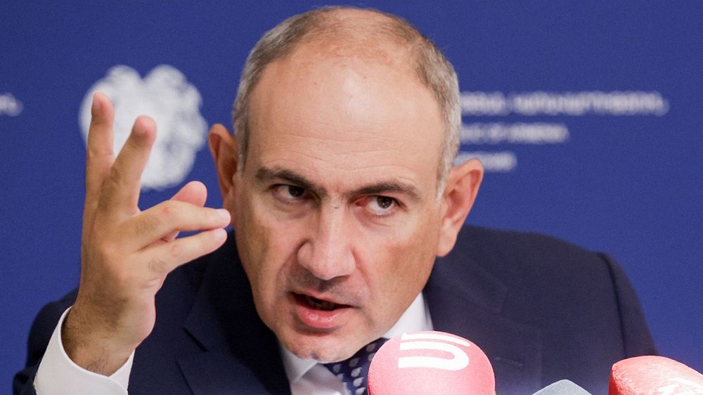 Armenian PM Pashinyan holds briefing