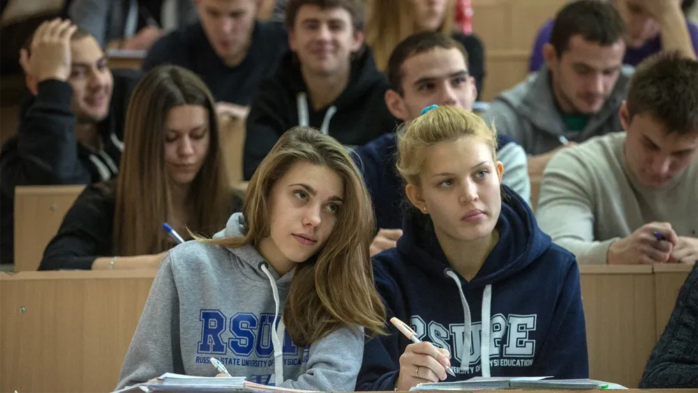 TASS_9838082