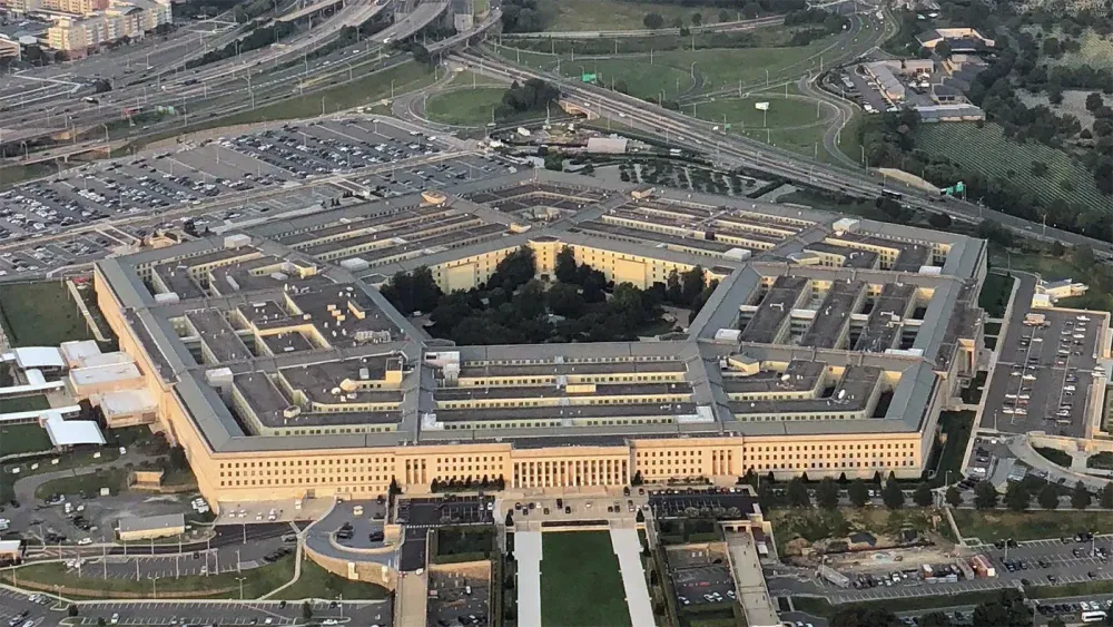 The_Pentagon,_cropped_square