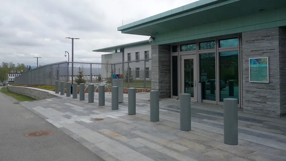 US_Embassy_in_Oslo,_Consular_entrance