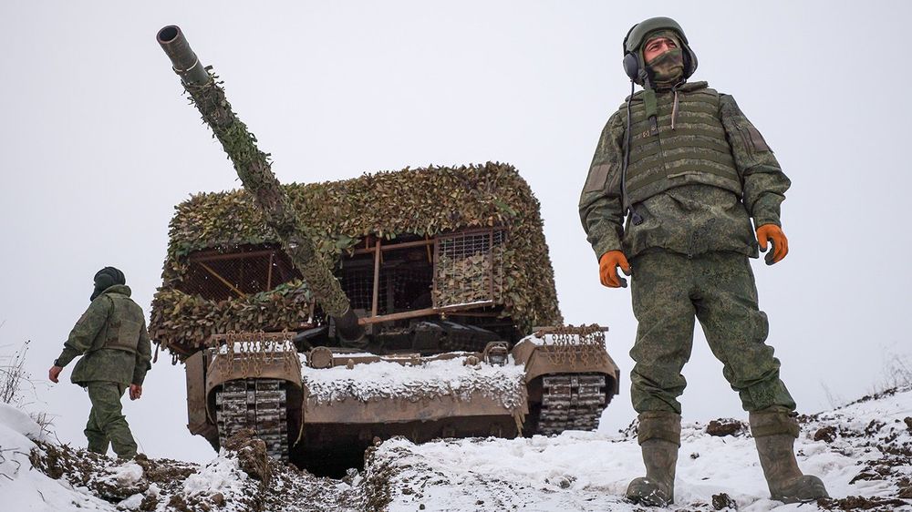 Russian tank crews undergo combat training in Lugansk People's Republic