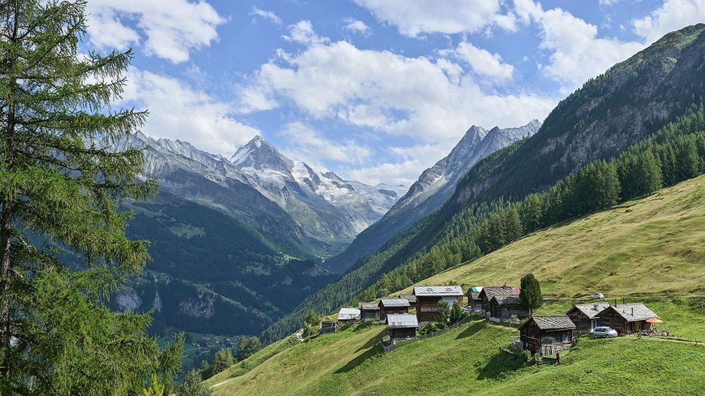 xavier-von-erlach-8dcWmdVBjIM-unsplash