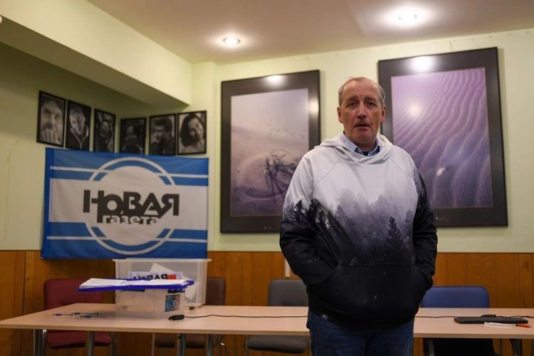 У главреда «Новой газеты»* Соколова прошли обыски: что известно