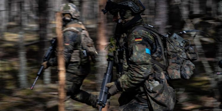 В России отреагировали на подготовку Германии к войне