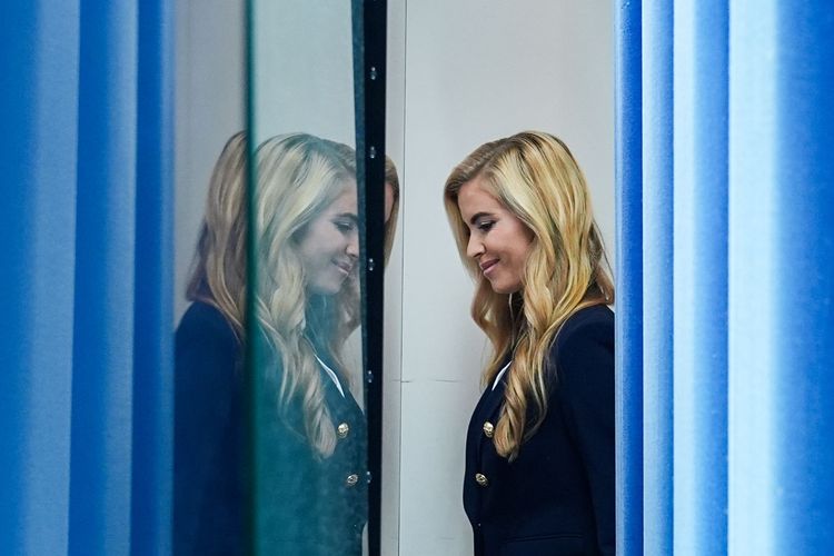 Антирекорд Захарии: пресс-секретарь Белого дома ушла с поста, сообщили СМИ