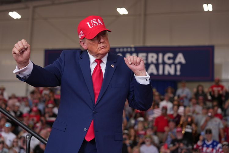 Шутки Трампа о мусульманских именах не впечатлили сторонников на митинге
