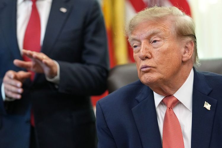 Трамп заявил, что Россия и Украина могут заключить мир без встречи Путина и Зеленского