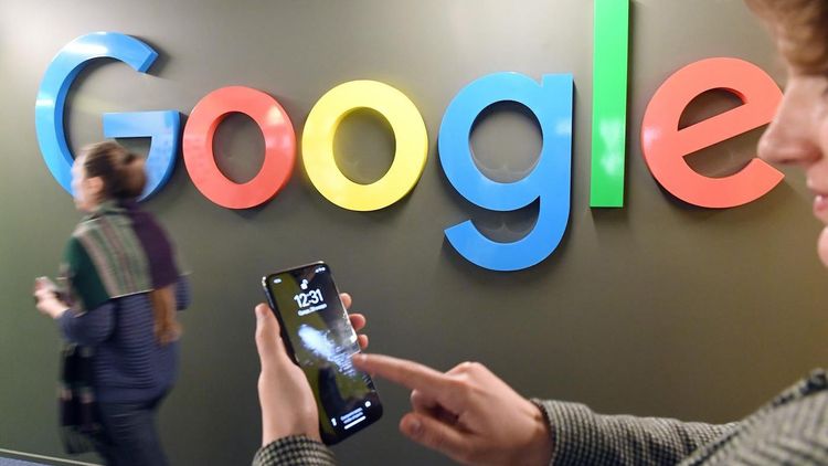 «Дочка» платит за «мать»: российский «Гугл» погасил штрафы Google на 16,8 млрд рублей