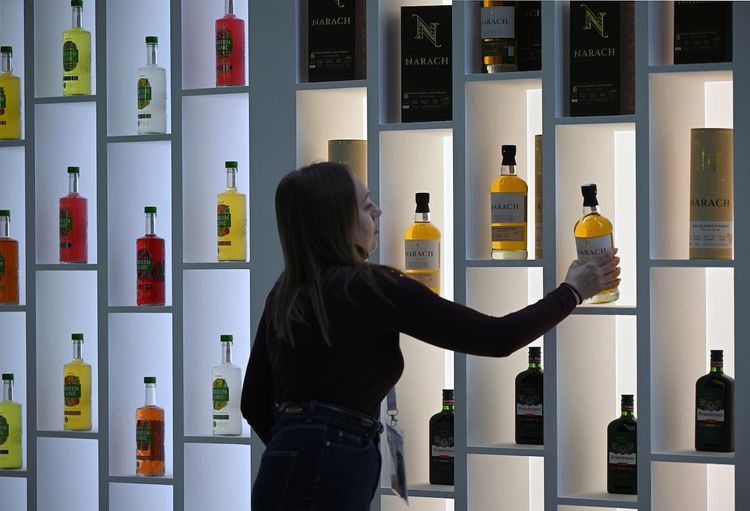 В России резко подорожает крепкий алкоголь