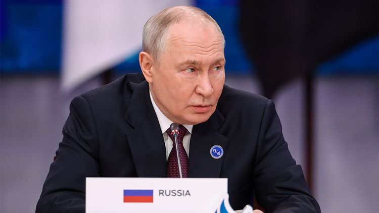 Один звонок, две версии: как разговор Путина, Стубба и Стёре изложили в Москве, Хельсинки и Осло