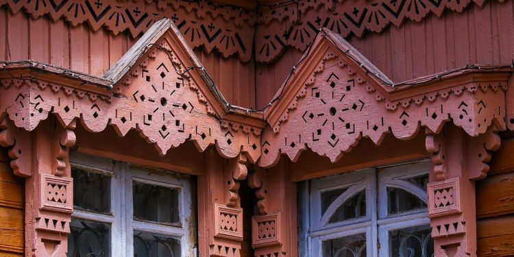 Красные наличники и «Русский код»: Милонов рассказал, каким должен быть цвет года в России