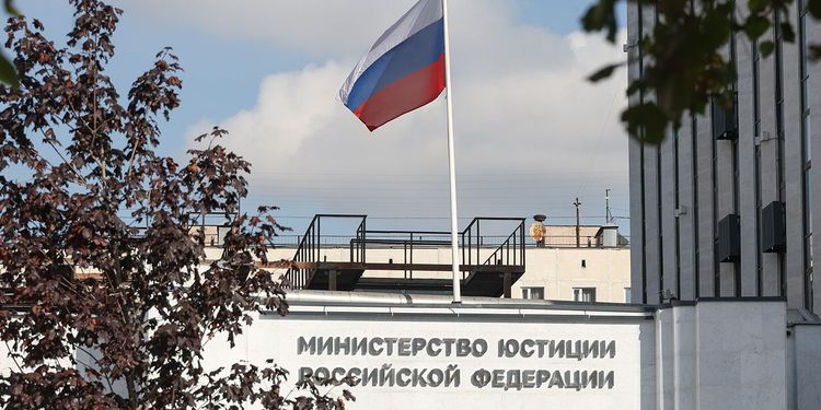 Автор «Коменданта кинокрепости» и проект «Плохая куряночка» признаны иноагентами