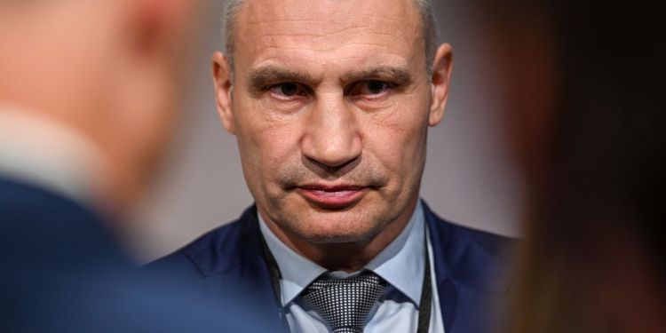 «Где миллиарды на ПВО?»: Кличко в Раде ответил на обвинения Зеленского