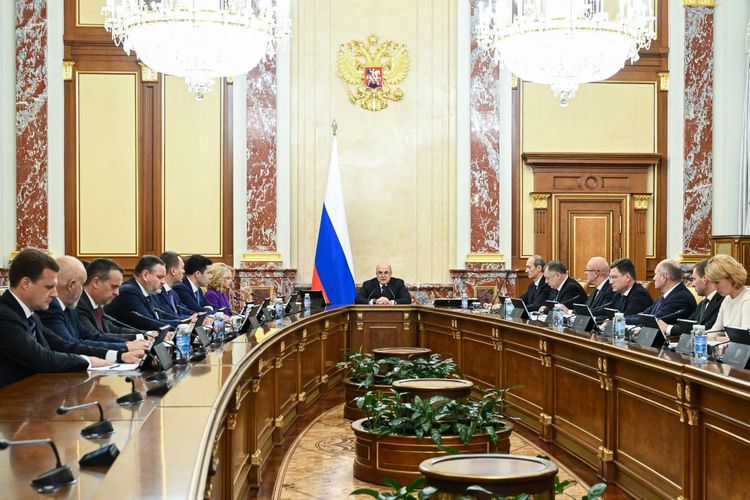 Кадровые перестановки в правительстве России: что известно