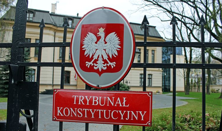 В Польше заявили о «госперевороте»: президент развернул самолет