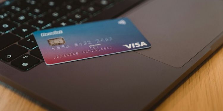 Деньги застряли в облаке: Revolut сообщил о перебоях с платежами, переводами и снятием наличных