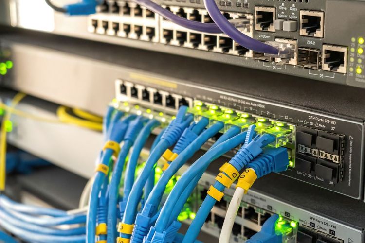 Внесудебный отзыв лицензий и гигабитный стандарт: Минцифры готовит реформу отрасли связи