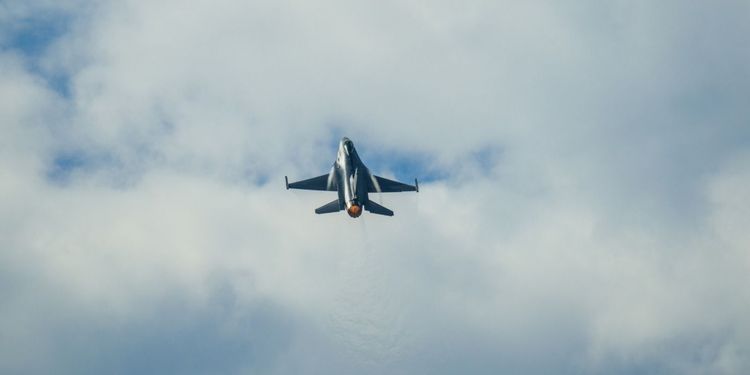 Lockheed Martin предложила создать специальную версию F-16 для Украины с увеличенной дальностью полета