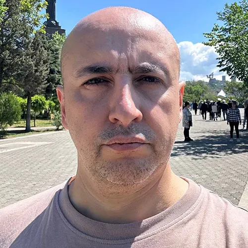 Марат Агинян