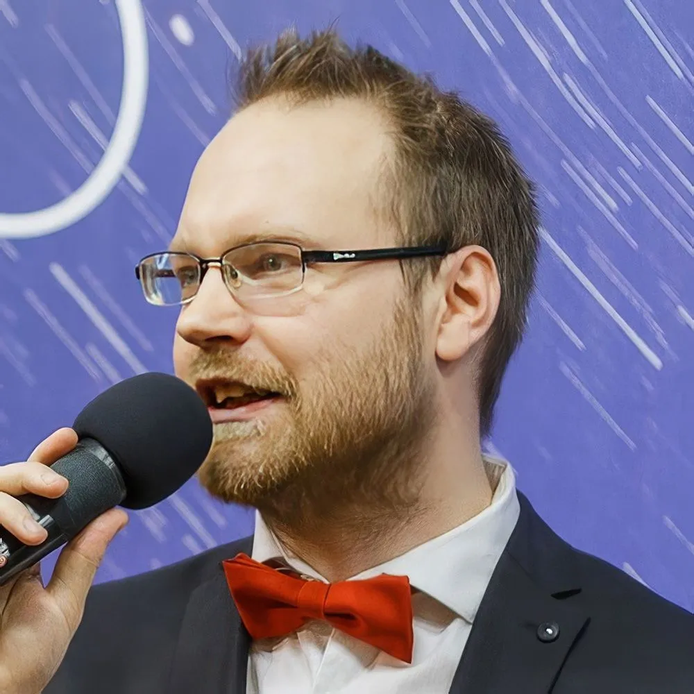 Владимир Медведев